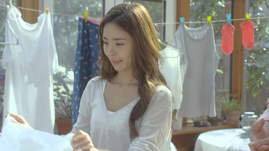 [제1화] VIVIEN’s Secret House Mate – 햇살이 따뜻한 날에(여자편)